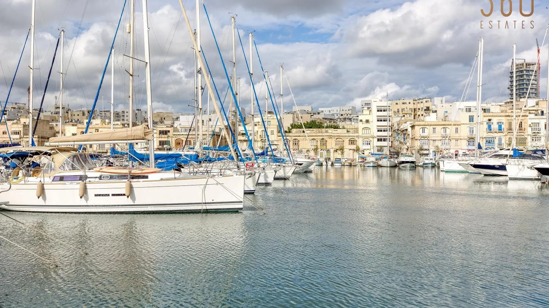 Appartement Beautiful Seafront Home With Private Balcony & Bbq By 360 Estates Pietà