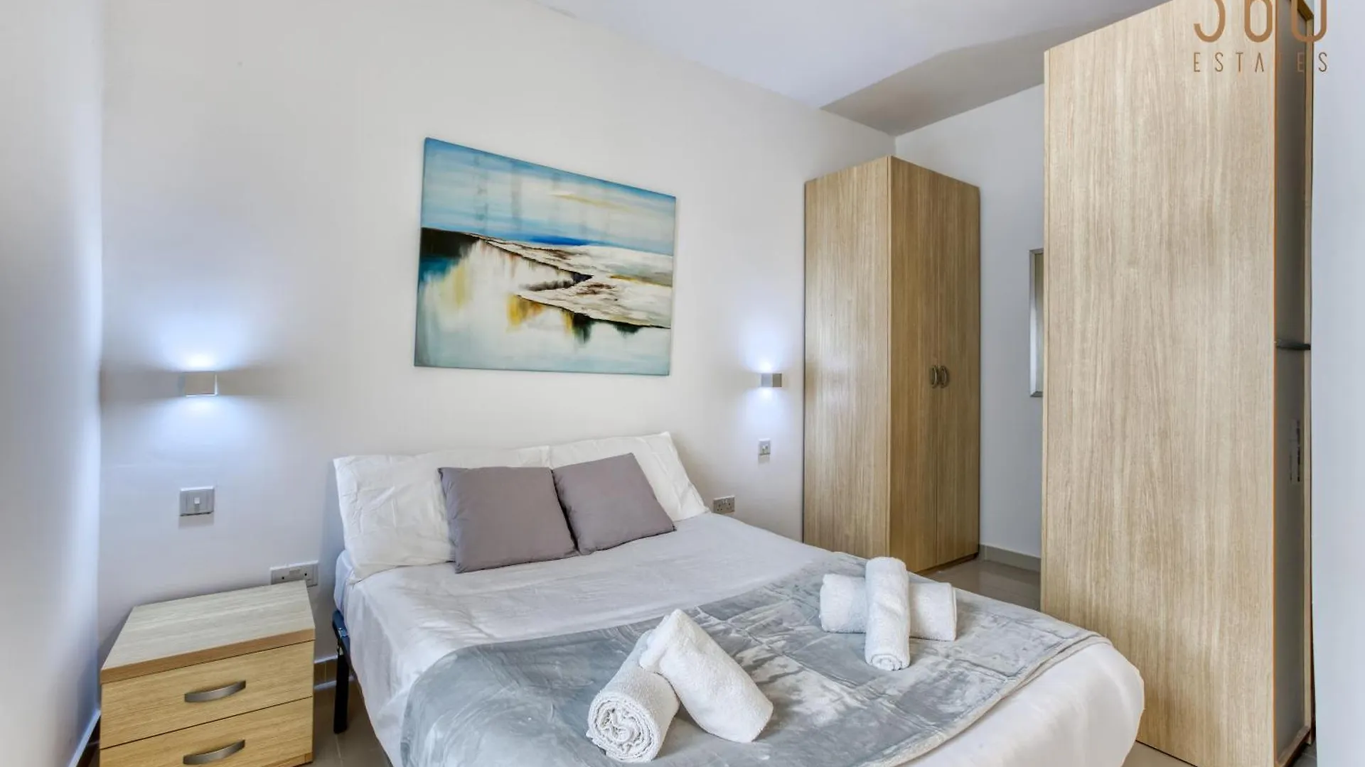 Beautiful Seafront Home With Private Balcony & Bbq By 360 Estates Pietà Malta